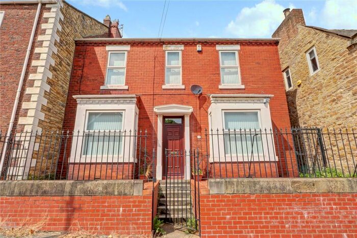 3 Bedroom Semi-Detached House For Sale In Nesham Place, Houghton Le Spring, Tyne And Wear, DH5