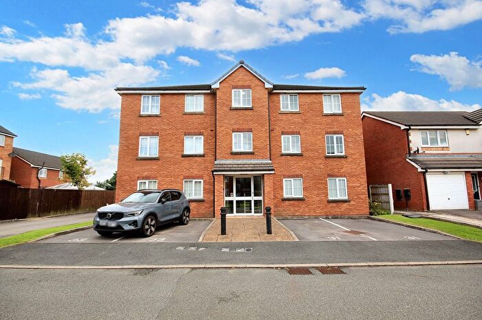 2 Bedroom Flat For Sale In Rushton Close, Burtonwood, WA5