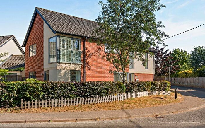 4 Bedroom Detached House For Sale In Field Lane, Hempnall, Norwich, Norfolk, NR15