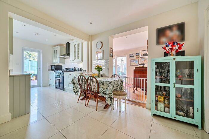 4 Bedroom Semi Detached House For Sale In Russell Gardens, Whetstone, N20