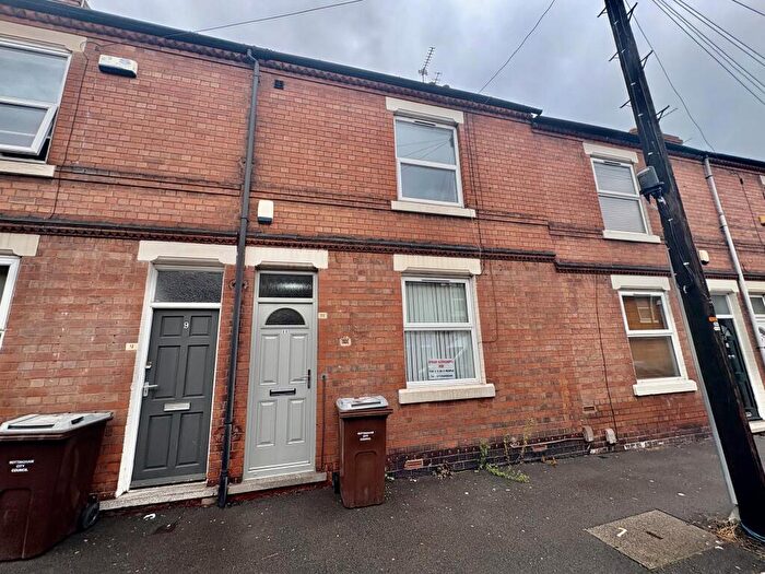 6 Bedroom Terraced House To Rent In £ Pppw Watkin St, City Centre, NG3