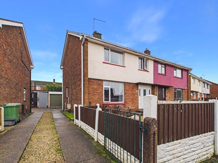 3 Bedroom Semi Detached House For Sale In Cedar Lane, New Ollerton, Newark, NG22