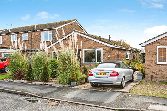 2 Bedroom Detached Bungalow For Sale In Bridgemere Road, Eastbourne, BN22