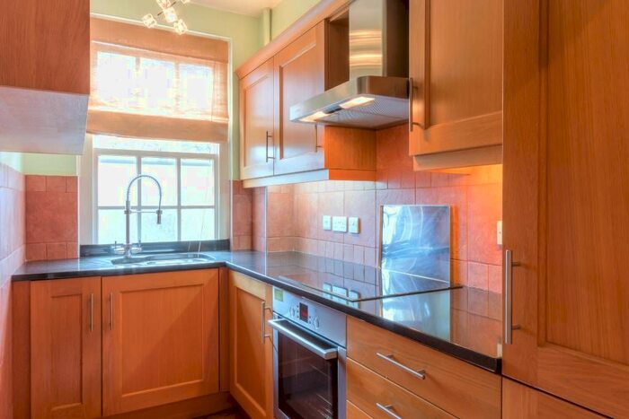 1 Bedroom Flat To Rent In Eton College Road, Belsize Park, London, NW3