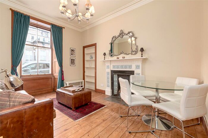 1 Bedroom Apartment For Sale In Gayfield Street, Edinburgh, Midlothian, EH1