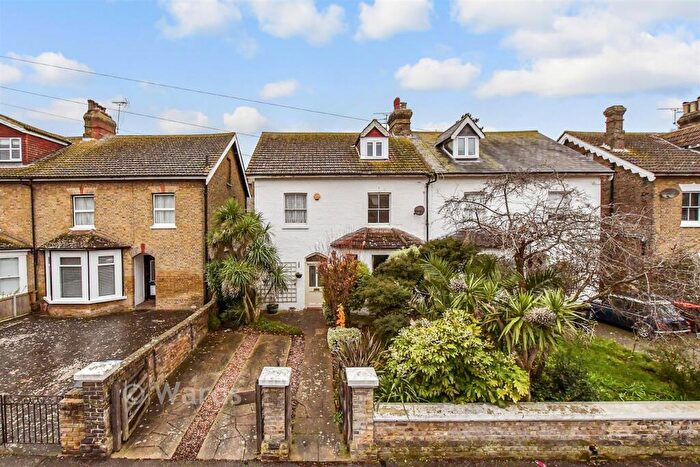 5 Bedroom Semi Detached House For Sale In Roxburgh Road, Westgate-On-Sea, Kent, CT8