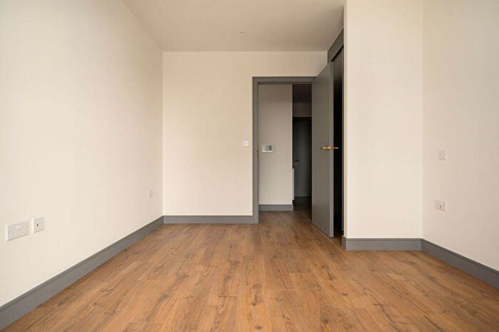 2 Bedroom Flat To Rent In Gessner Apartments, Watermead Way, Tottenham Hale, N17