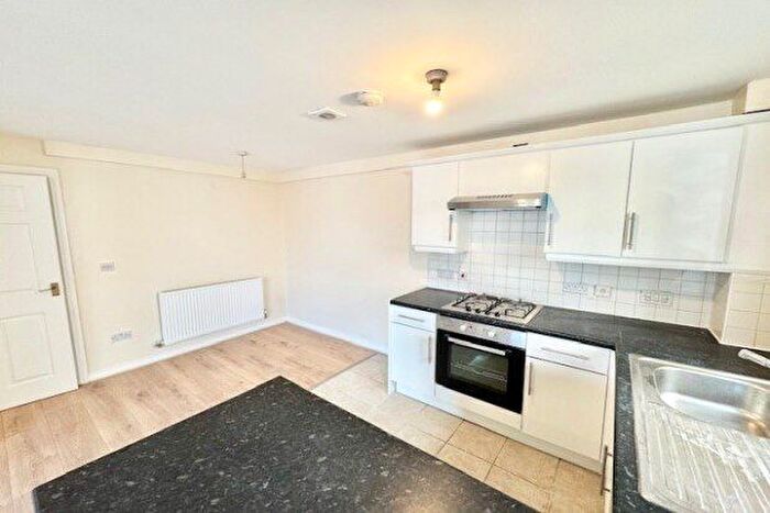 2 Bedroom Flat To Rent In Capstan Drive, Rainham, RM13