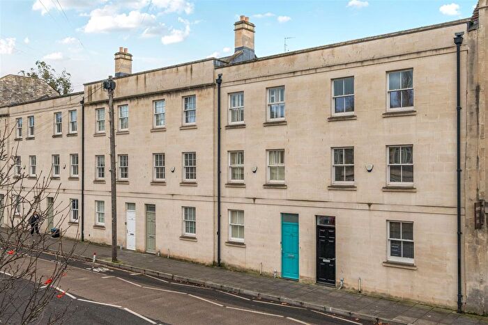 3 Bedroom Town House For Sale In Upper Bristol Road, Bath, BA1