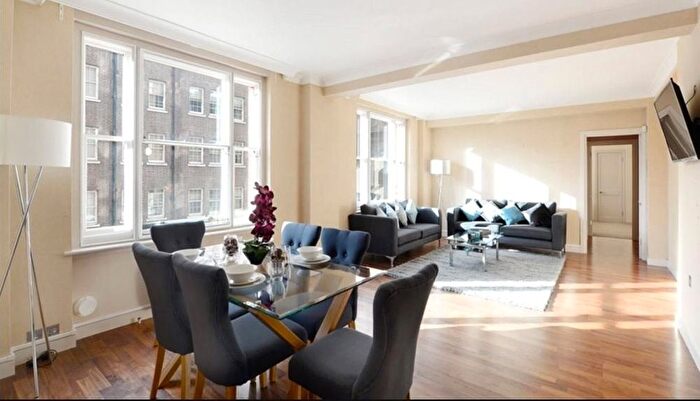3 Bedroom Property To Rent In Hill Street, Mayfair, London, W1J