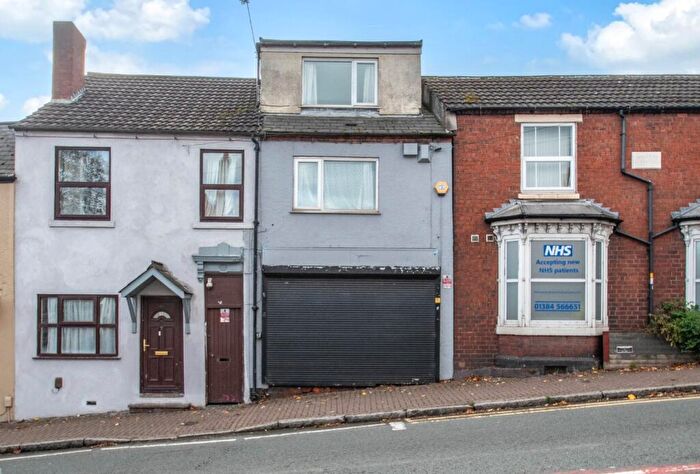 2 Bedroom Property For Sale In High Street, Quarry Bank, Brierley Hill, West Midlands, DY5