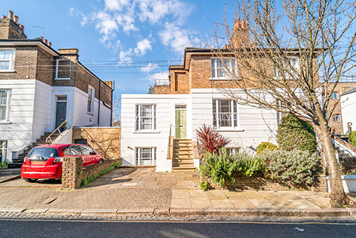 2 Bedroom Flat To Rent In Crane Grove, Highbury, London, N7