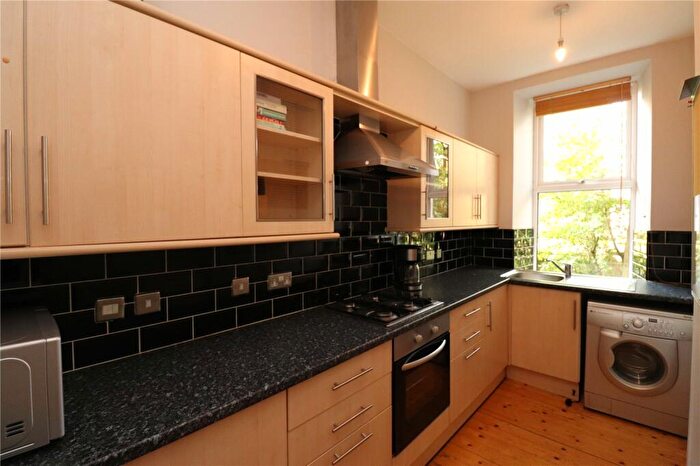 2 Bedroom Apartment To Rent In Fergus Drive, North Kelvinside, Glasgow, G20
