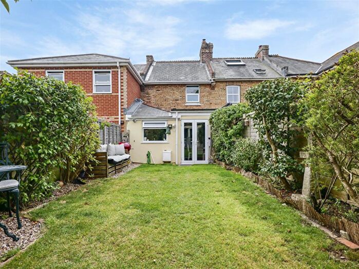 2 Bedroom Terraced House For Sale In Beaconsfield Road, Christchurch, BH23