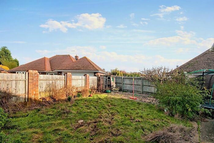 2 Bedroom Detached Bungalow For Sale In The Mead, Bexhill-On-Sea, TN39