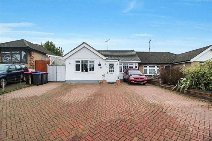 3 Bedroom Bungalow For Sale In Eastwood Old Road, Leigh-On-Sea, Essex, SS9