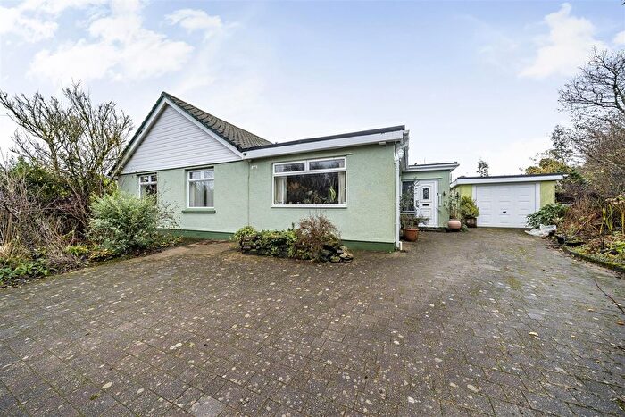 3 Bedroom Detached Bungalow For Sale In Dol Y Wawr, Llannon, Llanelli, SA14