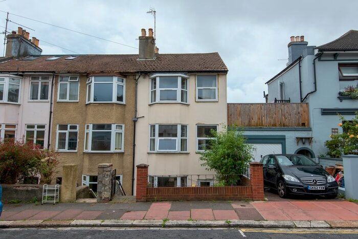 6 Bedroom Terraced House To Rent In Caledonian Road, Brighton, East Sussex, BN2