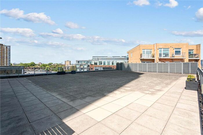 2 Bedroom Apartment For Sale In Martello Street, London, E8 - Photo 11