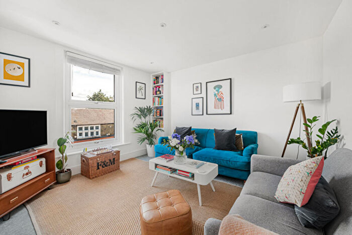 1 Bedroom Apartment For Sale In Portland Road, London, SE25