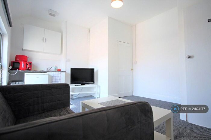 1 Bedroom Flat To Rent In Market Street, Clay Cross, Chesterfield, S45