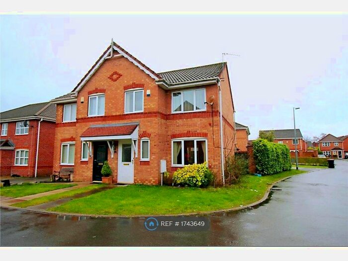 3 Bedroom Semi-Detached House To Rent In Reedmaker Place, Swinton, Manchester, M27