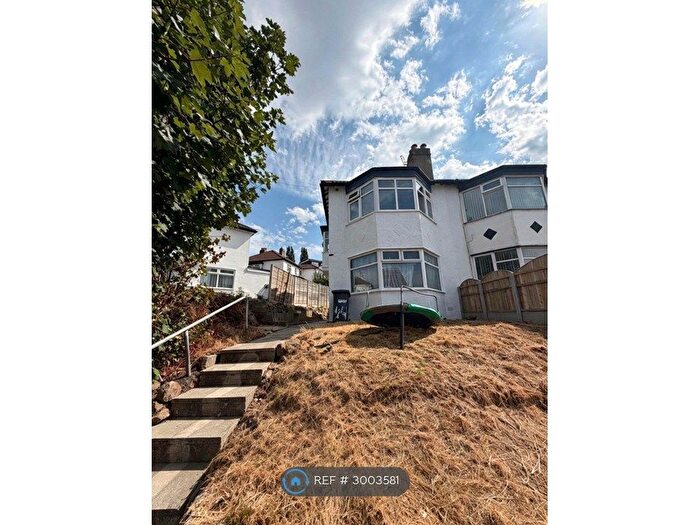 3 Bedroom Semi Detached House To Rent In Upland Grove, Leeds, LS8