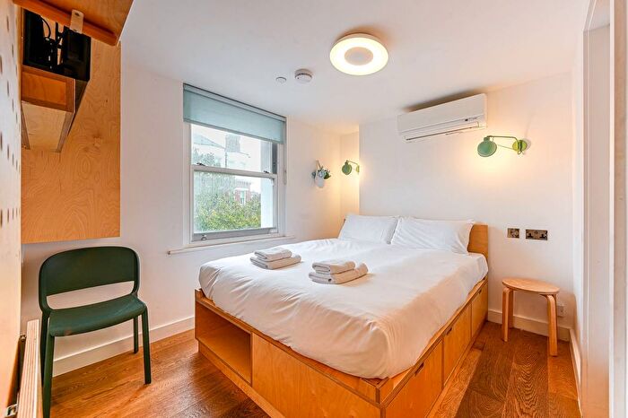 Studio To Rent In Philbeach Gardens, Earls Court, London, SW5