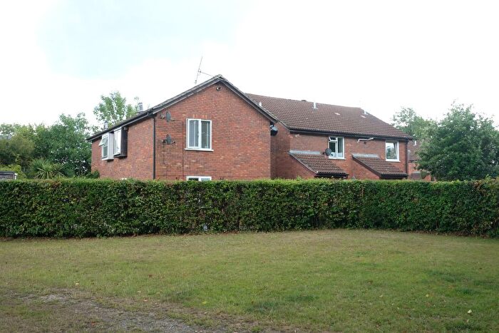 1 Bedroom Maisonette For Sale In Dapple Place, Marchwood, SO40