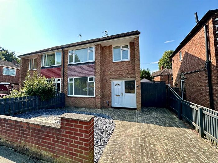 3 Bedroom Semi Detached House To Rent In Westgate Road, Darlington, DL3