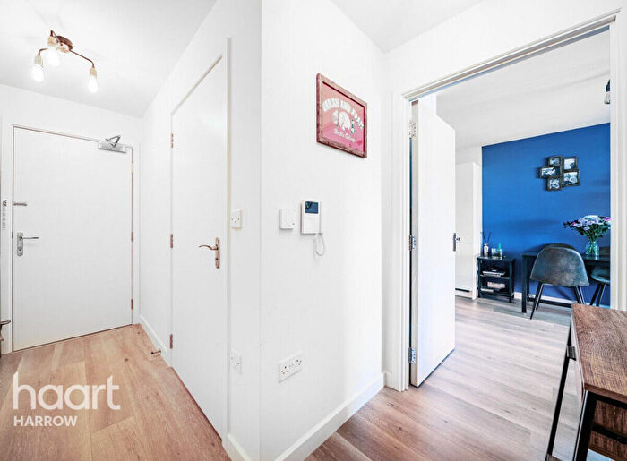 1 Bedroom Apartment For Sale In Harrow View, Harr, HA1
