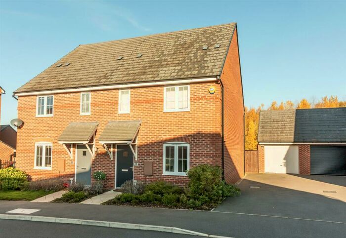 3 Bedroom Semi-Detached House To Rent In Heron Crescent, Cotgrave, Nottingham, NG12