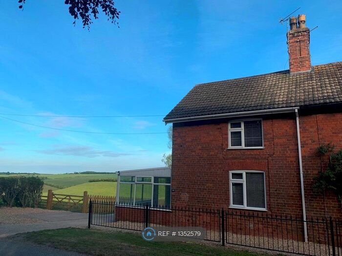 3 Bedroom Semi-Detached House To Rent In South Farm, Withcall, Louth, LN11