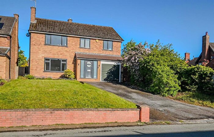 4 Bedroom Detached House For Sale In Wales Lane, Barton Under Needwood, DE13