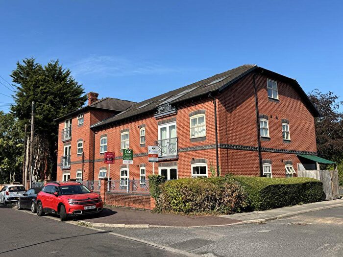 2 Bedroom Apartment To Rent In Julian Road, Ladybay, Nottingham, NG2