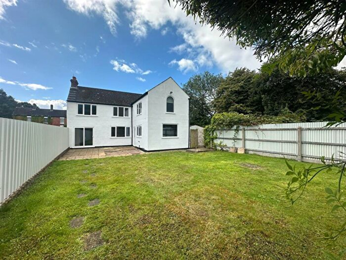 4 Bedroom House To Rent In Lower Road, Barnacle, Coventry, CV7