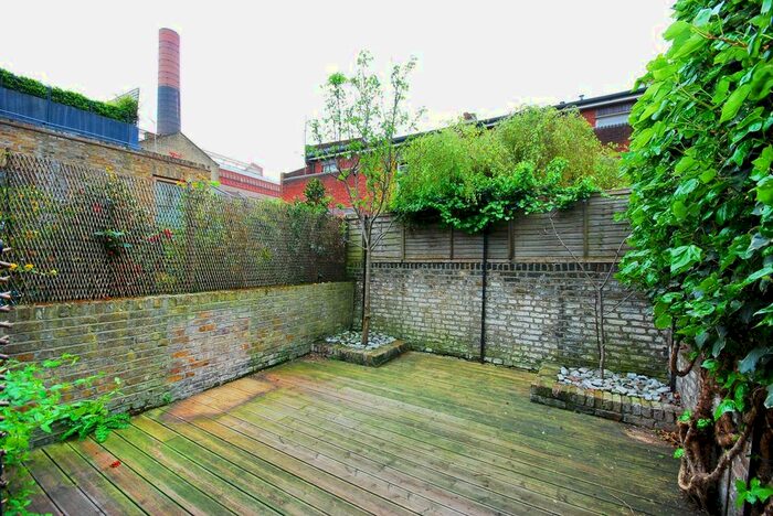 4 Bedroom Maisonette To Rent In Tadema Road, Chelsea, London, SW10