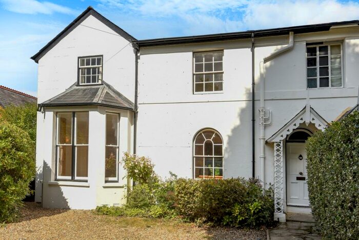 5 Bedroom Semi-Detached House To Rent In High Street Sunningdale, SL5