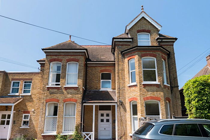 2 Bedroom Maisonette For Sale In Callis Court Road, Broadstairs, CT10