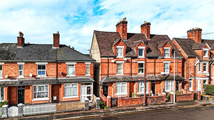 6 Bedroom End Of Terrace House For Sale In Orchard Street, Tamworth, Staffordshire, B79