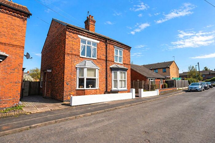 3 Bedroom Semi-Detached House For Sale In Sandford Road, Syston, Leicester, Leicestershire, LE7
