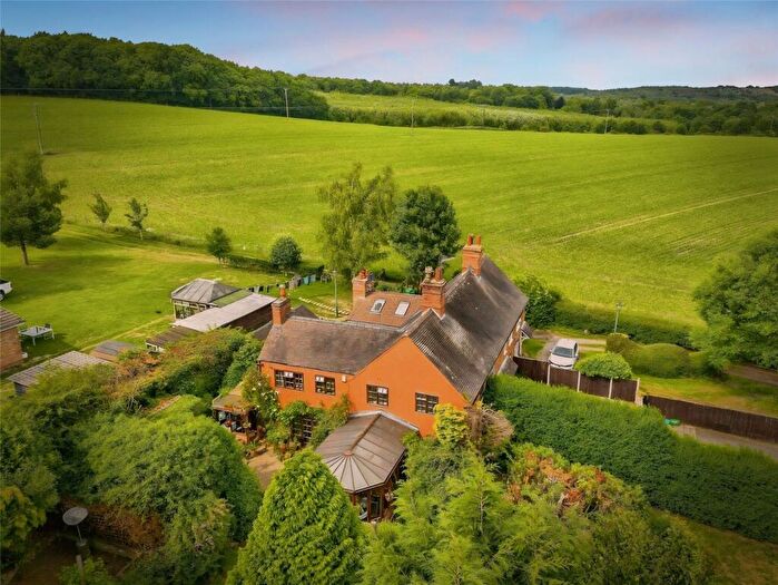 3 Bedroom Cottage For Sale In Oxton Road, Arnold, Nottingham, Nottinghamshire, NG5