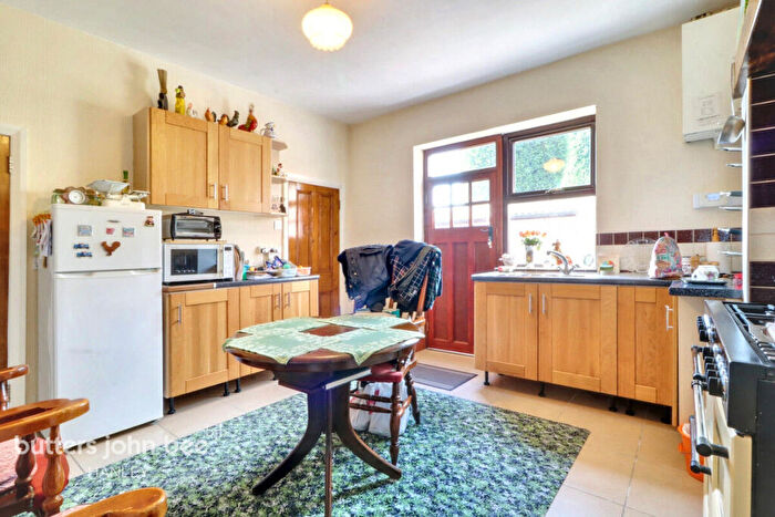 3 Bedroom Detached House For Sale In Jacqueline Street, Tunstall, Stoke-On-Trent, ST6