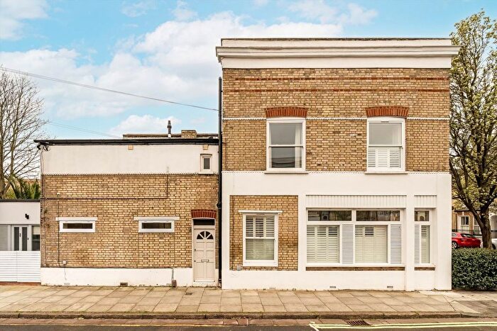 1 Bedroom Flat For Sale In Wingfield Street, Peckham, SE15