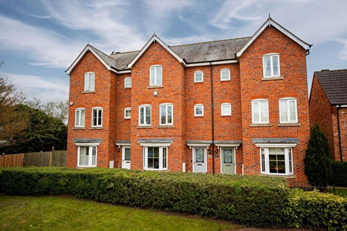 5 Bedroom Town House For Sale In Hickling Close, Rothley, LE7