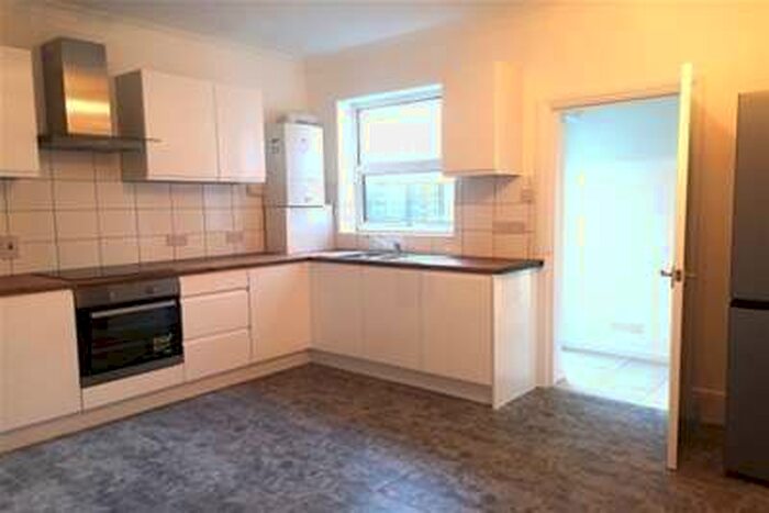 3 Bedroom House To Rent In Dale Street, Chatham, ME4