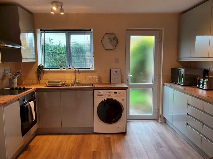 5 Bedroom Terraced House To Rent In Abbey Road, Beeston, NG9