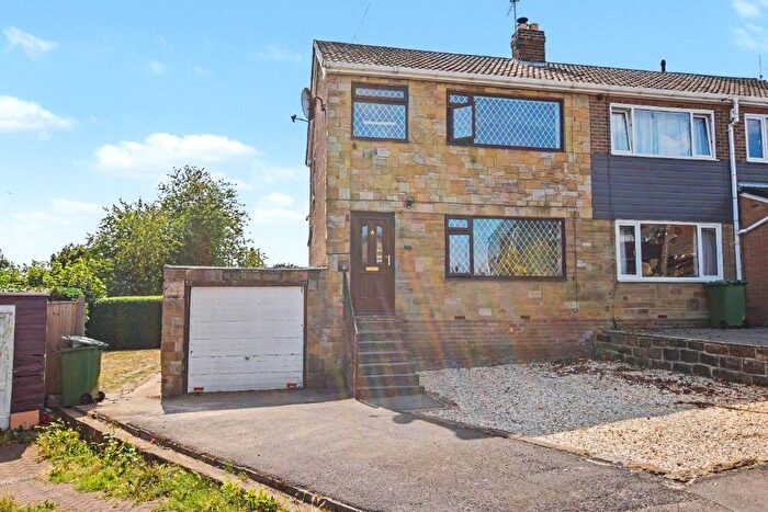 3 Bedroom Semi-Detached House For Sale In Moxon Street, Wakefield, West Yorkshire, WF1