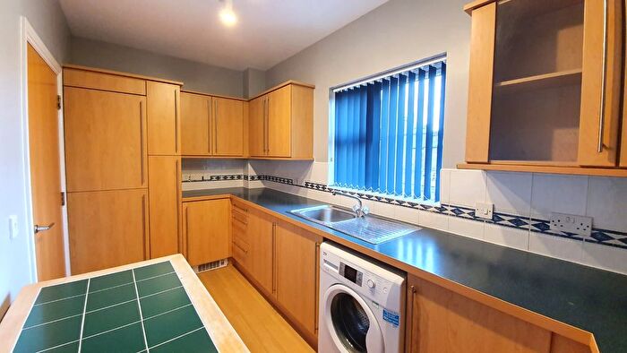 2 Bedroom Flat To Rent In Magdalena Court, Bristol, BS1