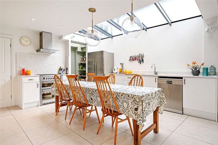 5 Bedroom Terraced House To Rent In Highbury Hill, London, N5